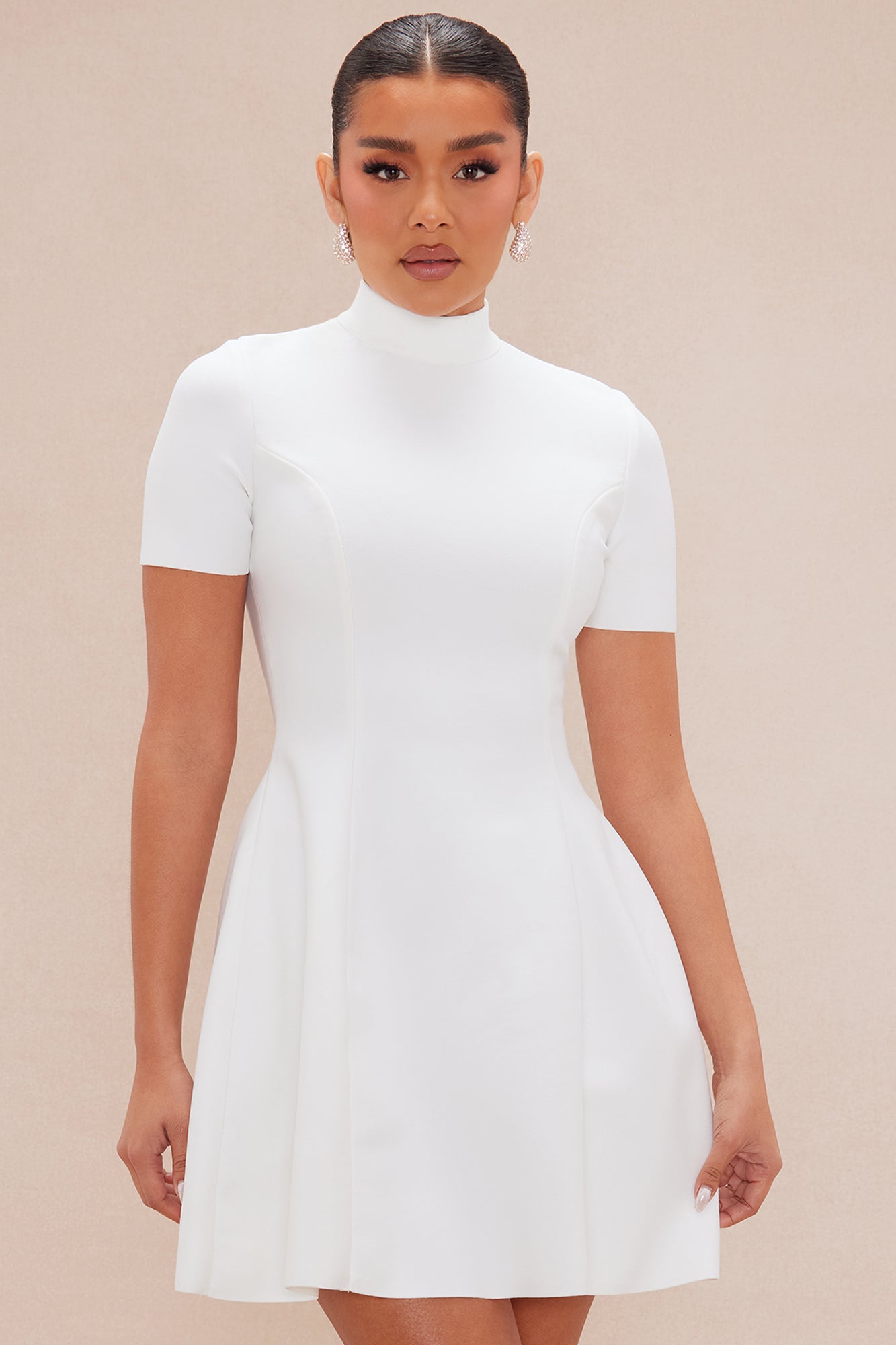 https://cdn.shopify.com/s/files/1/0293/9277/files/01-06-25_S5_13_24GWQ8218_White_CZ_DO_11-39-19_0064_PXF.jpg?v=1739826205