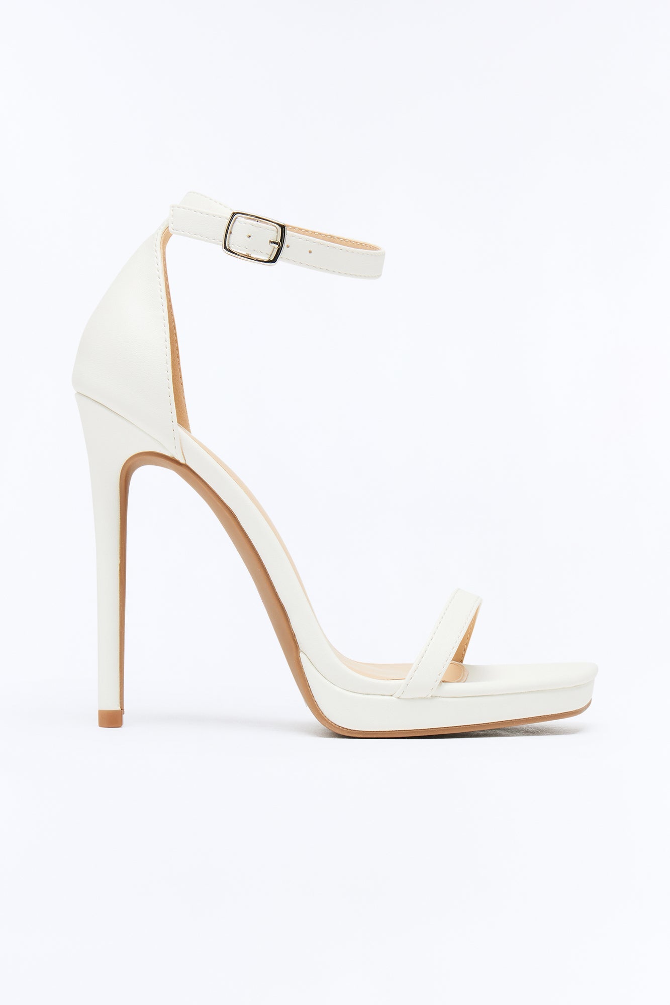 https://cdn.shopify.com/s/files/1/0293/9277/files/01-20-26_SLPM_42_LUNNA01_White_ZSR_AB_17-40-21_FLATLAY_10178_PXF.jpg?v=1769111334