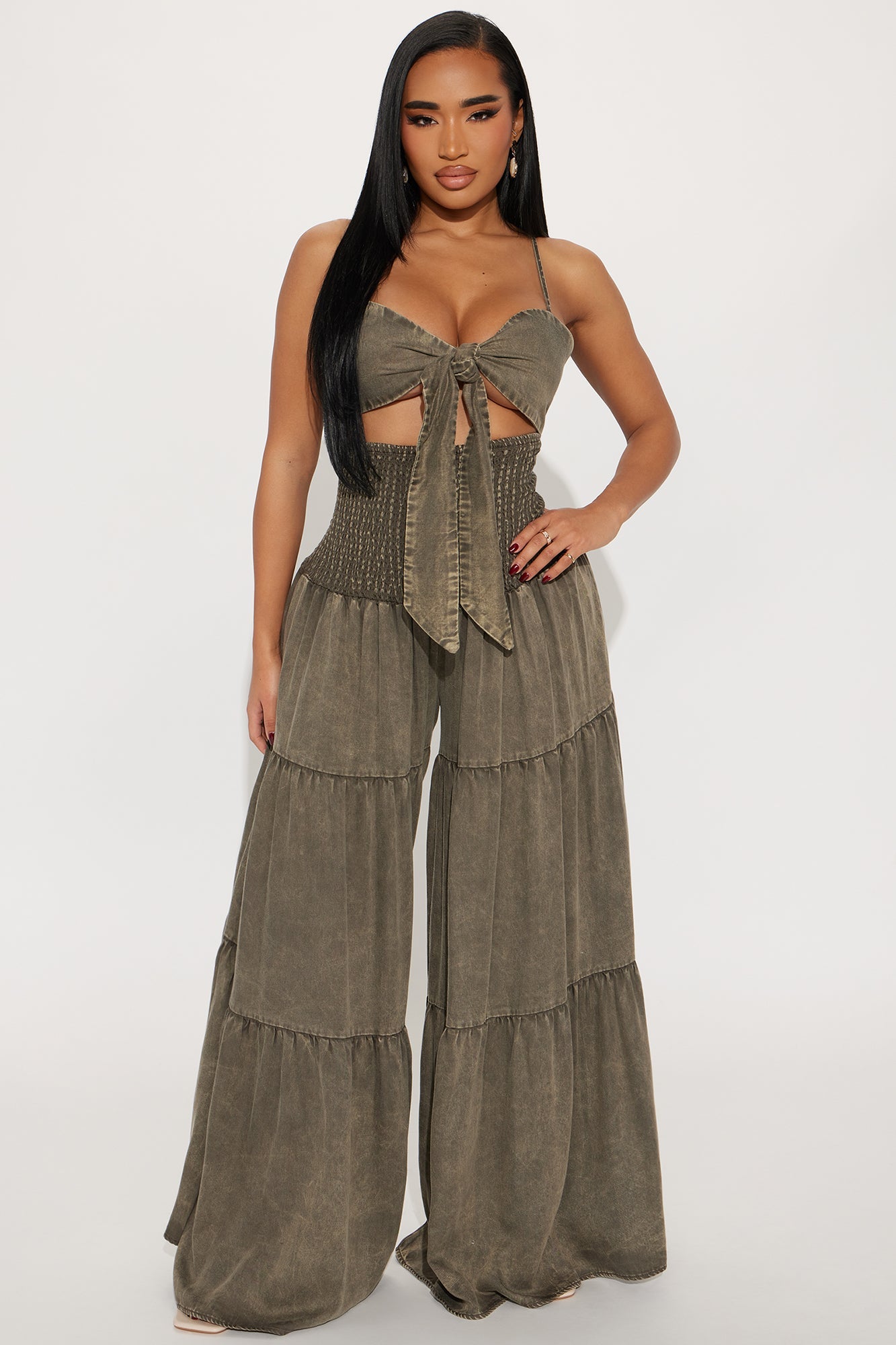 https://cdn.shopify.com/s/files/1/0293/9277/files/01-31-25_S4_69_JR4484_Olive_AE_SS_15-26-37_8624_PXF.jpg?v=1738449784