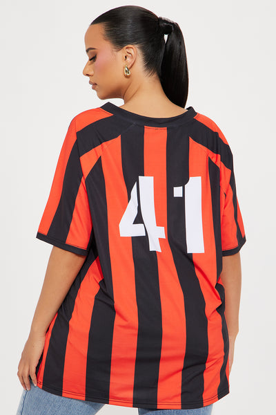 https://cdn.shopify.com/s/files/1/0293/9277/files/01-31-25_S6_27_JEP2110JY_RedBlack_ZSR_CZ_MC_11-35-40_PLUS_16555_PXF.jpg?v=1738968680&with=400&height=600