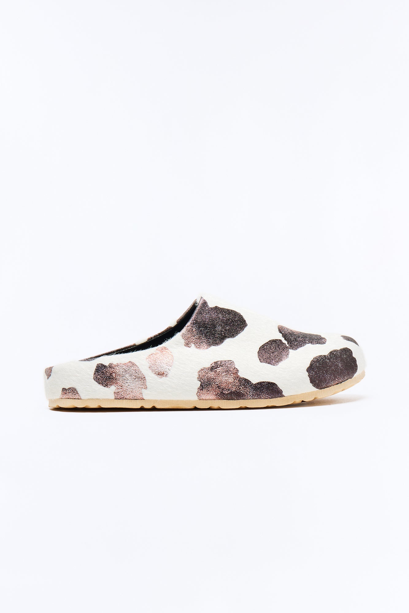 https://cdn.shopify.com/s/files/1/0293/9277/files/02-03-26_SL_13_FURRY11_Browncombo_ZSR_CXB_11-01-29_FLATLAY_3262_PXF.jpg?v=1770656523