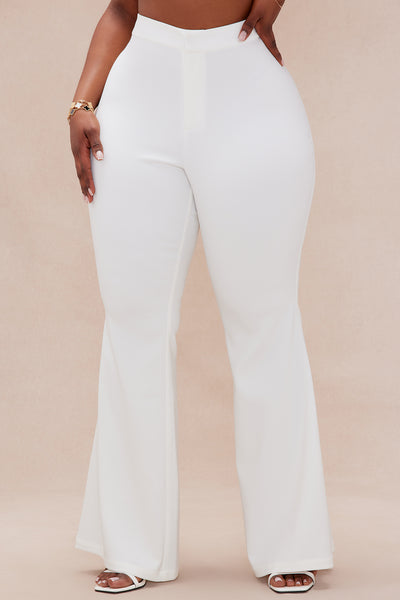 https://cdn.shopify.com/s/files/1/0293/9277/files/02-13-25_S5_16_24GWF614AB_OffWhite_ZSR_RA_DO_11-59-05_PLUS_9050_PXF.jpg?v=1739823473&with=400&height=600