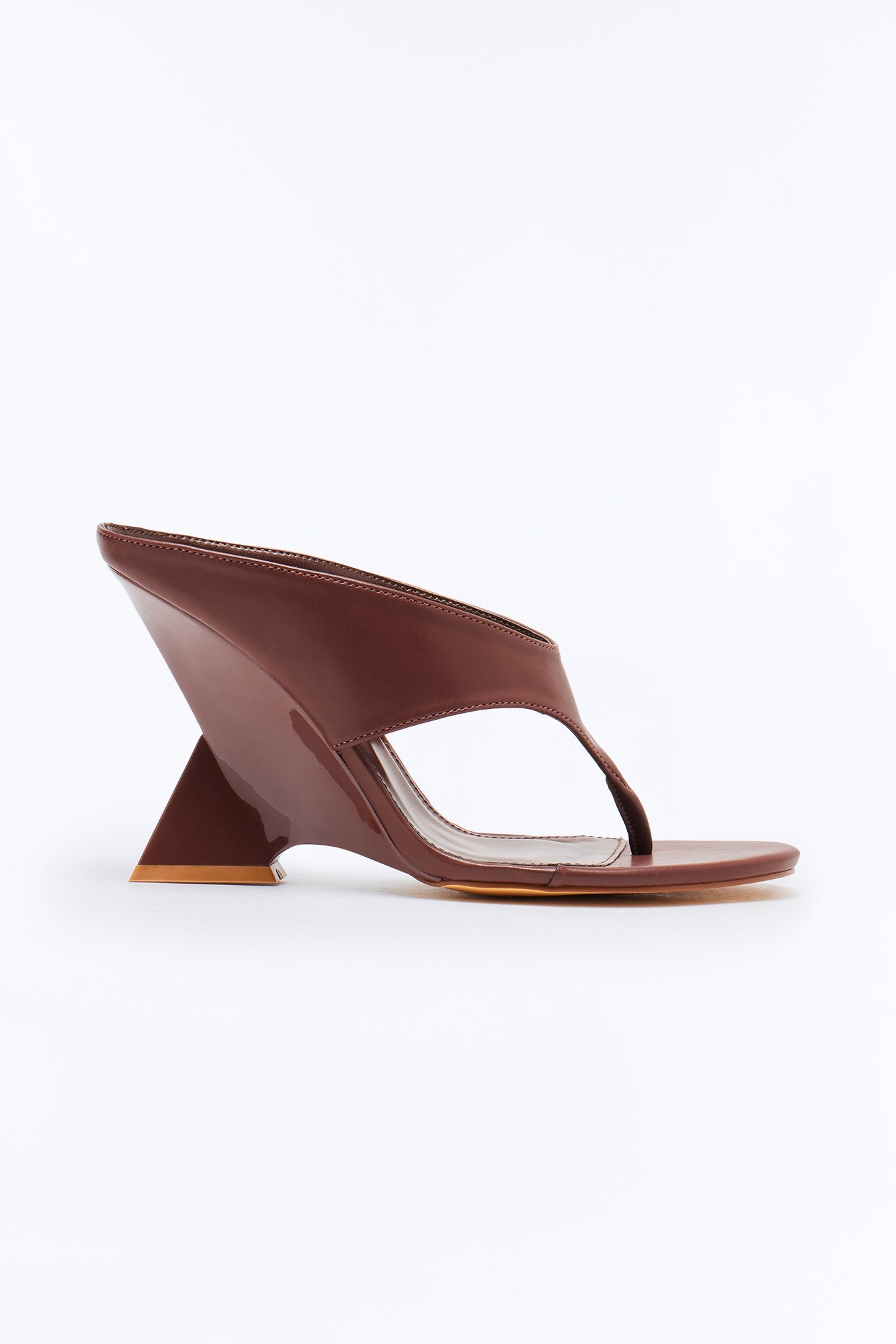 https://cdn.shopify.com/s/files/1/0293/9277/files/02-16-26_SL_33_KAI1_Brown_ZSR_KP_14-50-37_FLATLAY_3803_PXF.jpg?v=1771615735