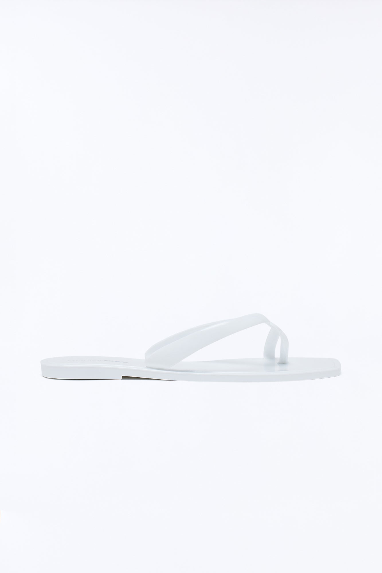 https://cdn.shopify.com/s/files/1/0293/9277/files/02-23-26_SL_49_JOANE1_White_ZSR_AB_15-01-09_FLATLAY_15831_PXF.jpg?v=1772042571