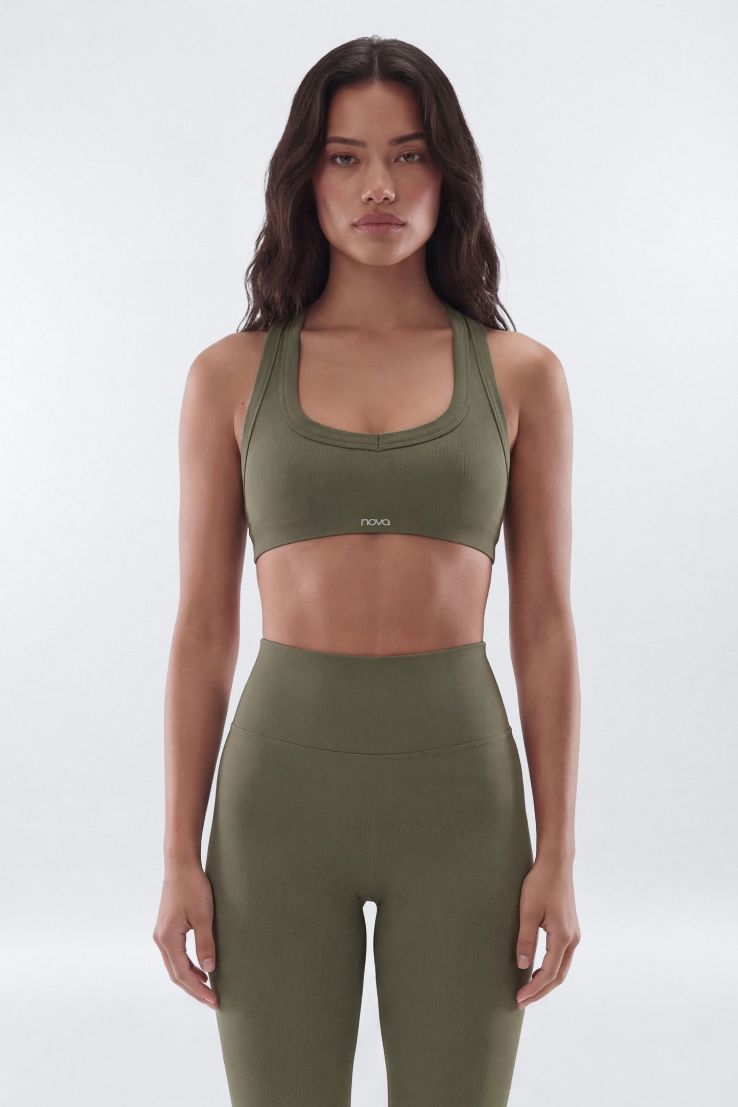 https://cdn.shopify.com/s/files/1/0293/9277/files/03-04-26_S6_PM_6_B125SP1303_Moss_JG_NL_17-25-25_8875-5_EH_ES_ES_ES_JA.jpg?v=1773703005