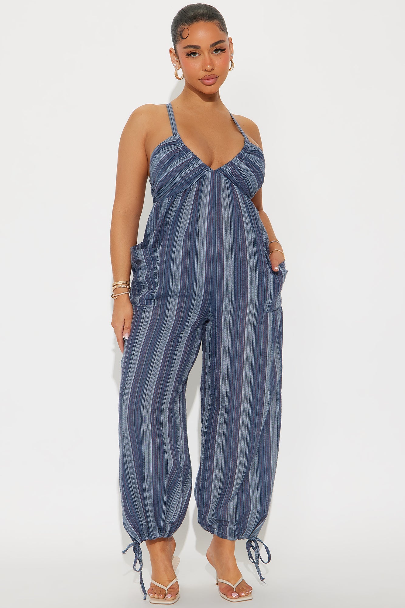 https://cdn.shopify.com/s/files/1/0293/9277/files/03-05-25_S3_26_HF24E029_Navycombo_LC_IM_11-58-48_53675_PXF.jpg?v=1741378967