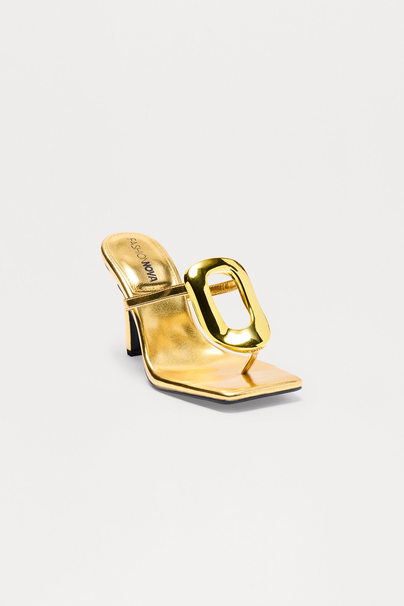 https://cdn.shopify.com/s/files/1/0293/9277/files/03-10-25_S10_92_MADETOLAST_Gold_ZSR_CXB_15-06-11_FLATLAY_17300_PXF.jpg?v=1742518637