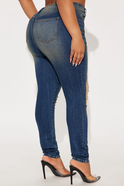 https://cdn.shopify.com/s/files/1/0293/9277/files/04-18-25_S4_57_TALLWR23P2023SK8022_DarkDenim_ZSR_RM_MC_15-26-22_20666_PXF_JR_PLUS.jpg?v=1745424551&with=400&height=600