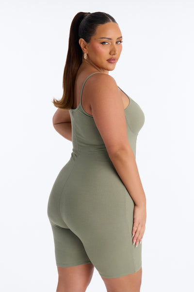 https://cdn.shopify.com/s/files/1/0293/9277/files/04-30-26_S2_63_HP18145_Olive_TK_EO_15-16-06_PLUS_8751_PXF.jpg?v=1777995372&with=400&height=600