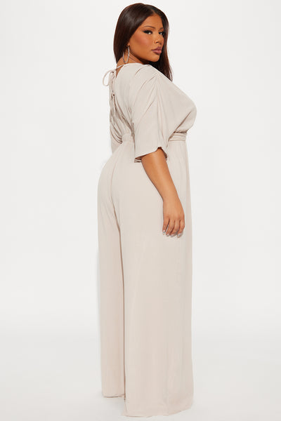 https://cdn.shopify.com/s/files/1/0293/9277/files/05-03-25_S4_22_HF25F432_Taupe_KJ_JS_10-58-22_PLUS_28585_PXF.jpg?v=1746635229&with=400&height=600