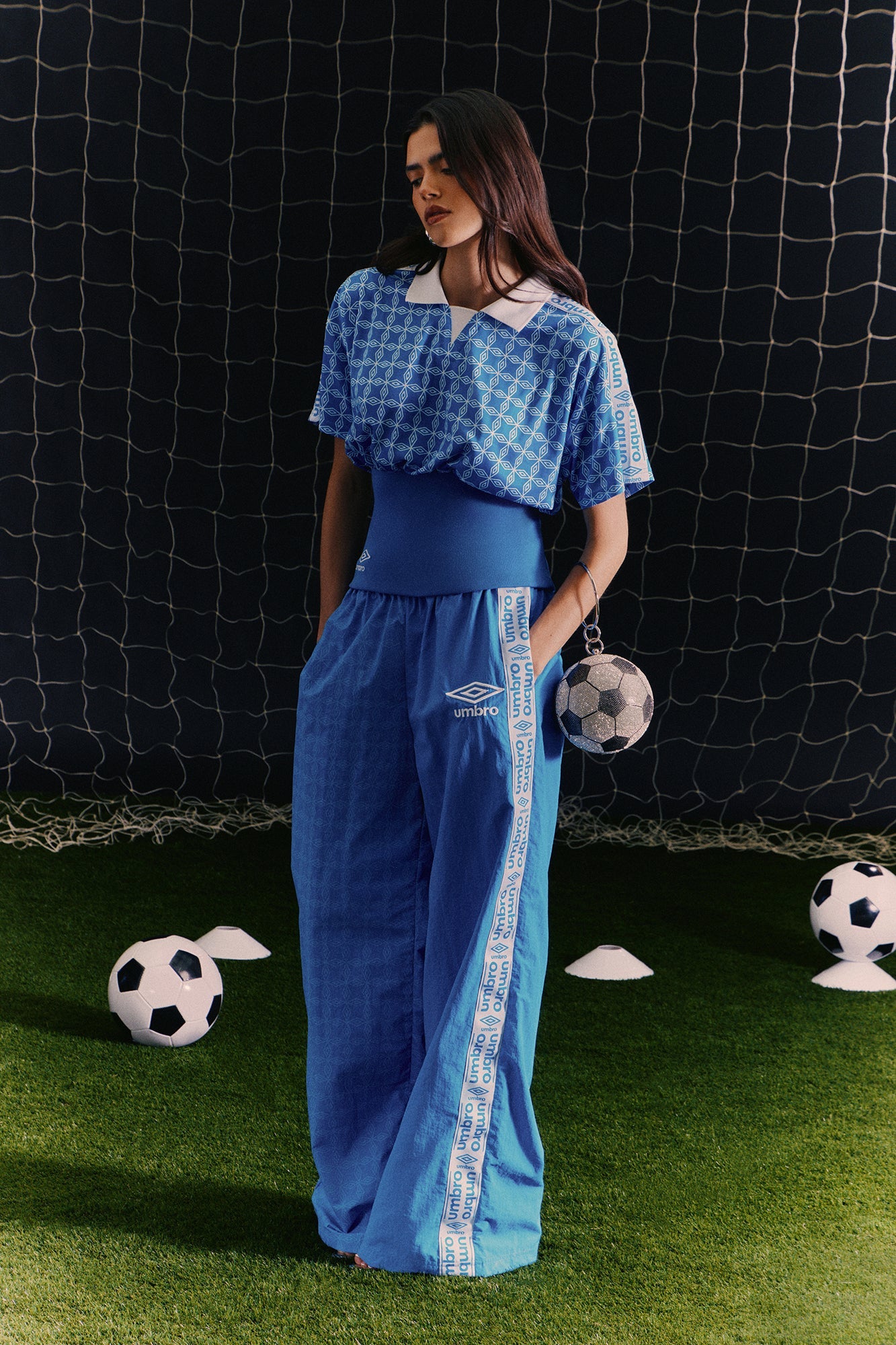 https://cdn.shopify.com/s/files/1/0293/9277/files/05-11-26_UMBRO_-Collection_LOOK_20_18-05-52_RA_CW_21151_ES.jpg?v=1780416698
