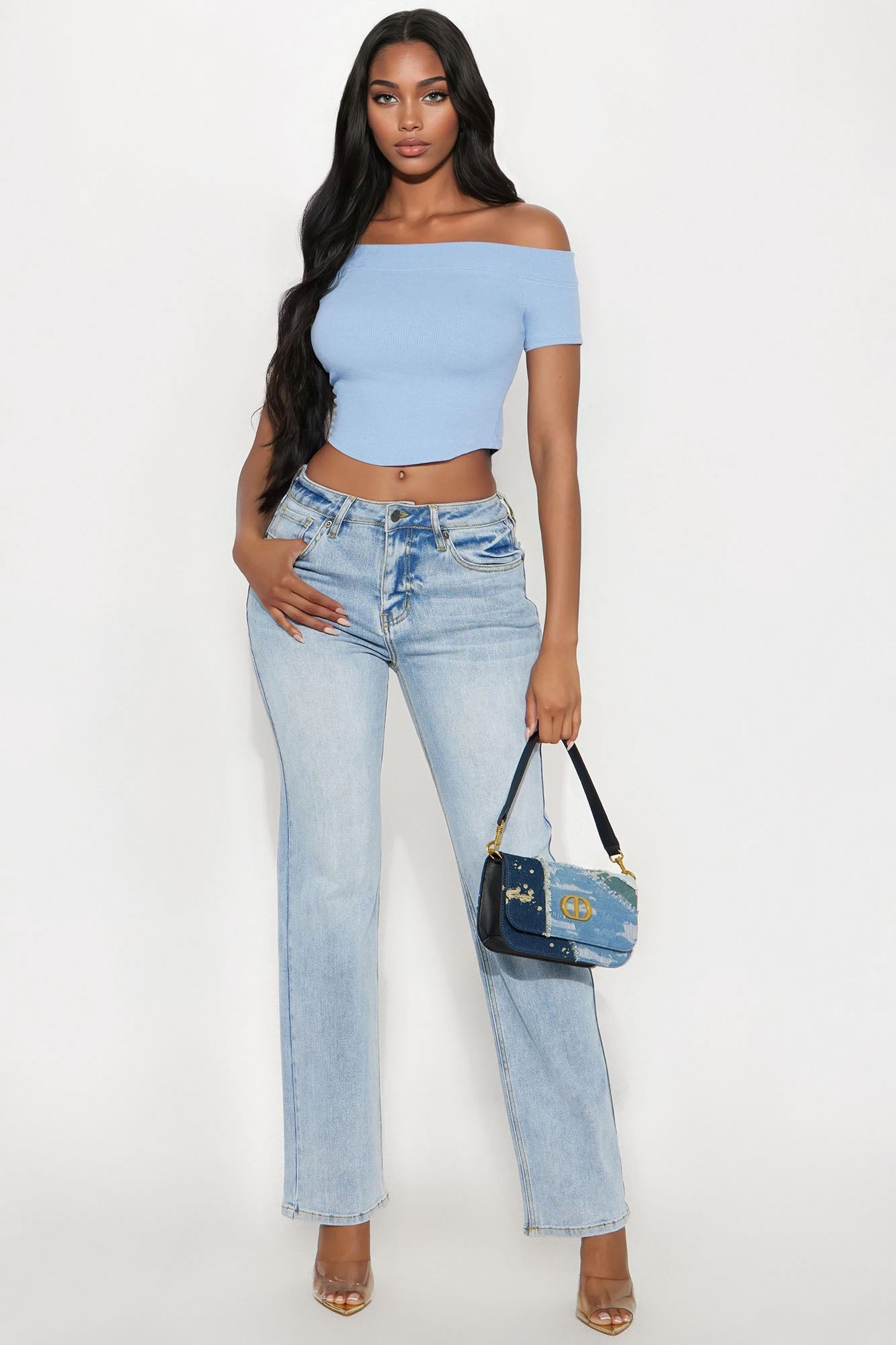 https://cdn.shopify.com/s/files/1/0293/9277/files/05-16-25_S3_7_ZDHAI06T_VintageWash_AE_IM_09-58-22_26312_CM-Adia_BH_ES.jpg?v=1748880396