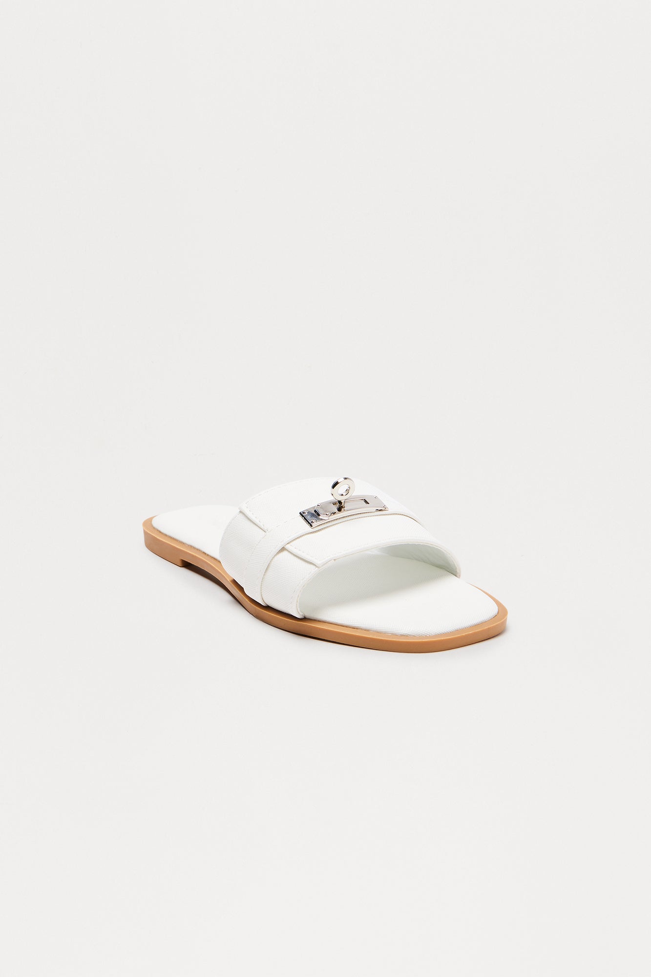 https://cdn.shopify.com/s/files/1/0293/9277/files/05-21-25_S15_3_VALID08_Black_CZ_08-50-37_FLATLAY_13328_PXF.jpg?v=1750120627