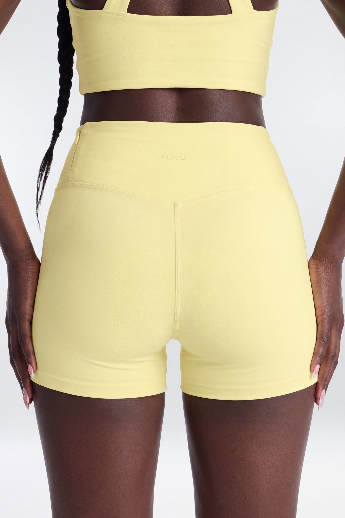 https://cdn.shopify.com/s/files/1/0293/9277/files/05-22-26_S7_44_B425SB0501_SoftYellow_JZ_SO_14-44-43_76461-5_AB_ES_JA.jpg?v=1780933585