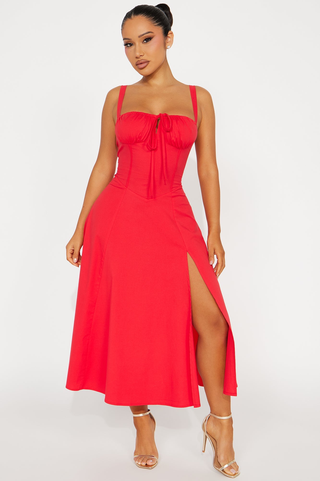 https://cdn.shopify.com/s/files/1/0293/9277/files/05-23-24_S3_38_ED3902N_Red_HY_AP_11-52-04_13605_MH_PXF.jpg?v=1716934284
