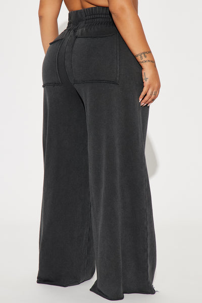 https://cdn.shopify.com/s/files/1/0293/9277/files/05-24-24_S4_8_ZDFN1528_Black_KT_AP_11-06-55_PLUS_12386_PXF.jpg?v=1717022256&with=400&height=600