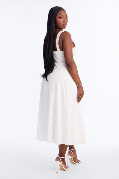 https://cdn.shopify.com/s/files/1/0293/9277/files/05-28-26_S5_22_LLX5656690_White_JC_EO_15-41-53_PLUS_7771_PXF.jpg?v=1780352009&with=400&height=600