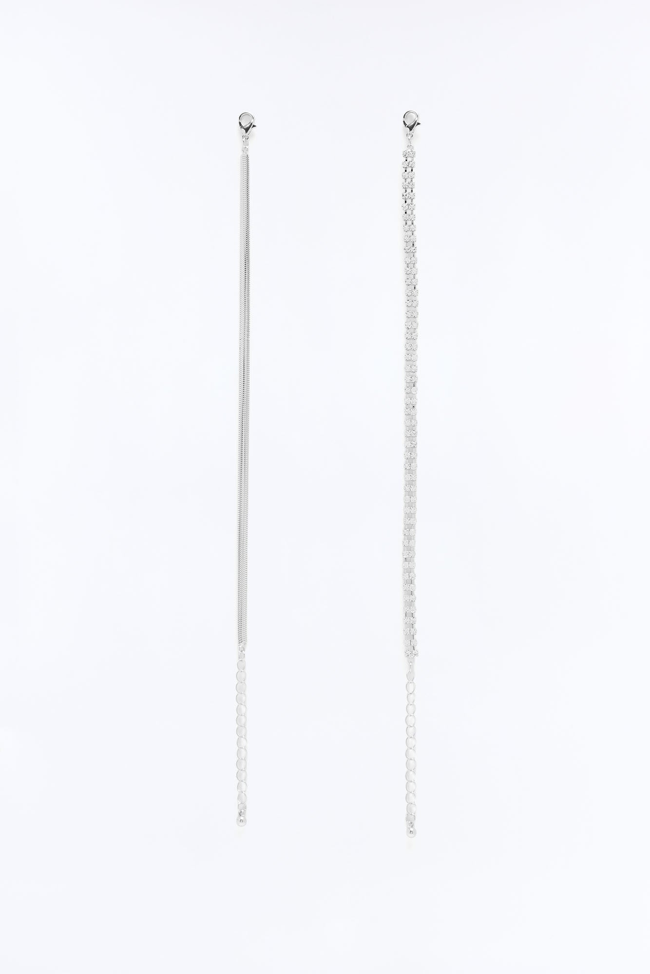 https://cdn.shopify.com/s/files/1/0293/9277/files/06-05-26_SL_41_R333217_Silver_KP_13-21-38_FLATLAY_10453_ES.jpg?v=1781036697