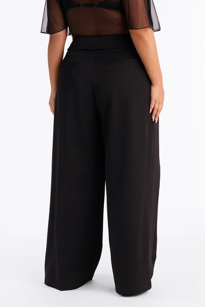 https://cdn.shopify.com/s/files/1/0293/9277/files/06-08-26_S4_11_V225PT07202_Black_TK_SS_10-46-29_PLUS_36605_MWA.jpg?v=1781122608&with=400&height=600