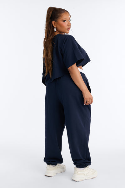 https://cdn.shopify.com/s/files/1/0293/9277/files/06-11-26_S8_40_V126MS1353_Navy_1X_MB_DJ_15-38-57_PLUS_1019_PXF.jpg?v=1781624165&with=400&height=600