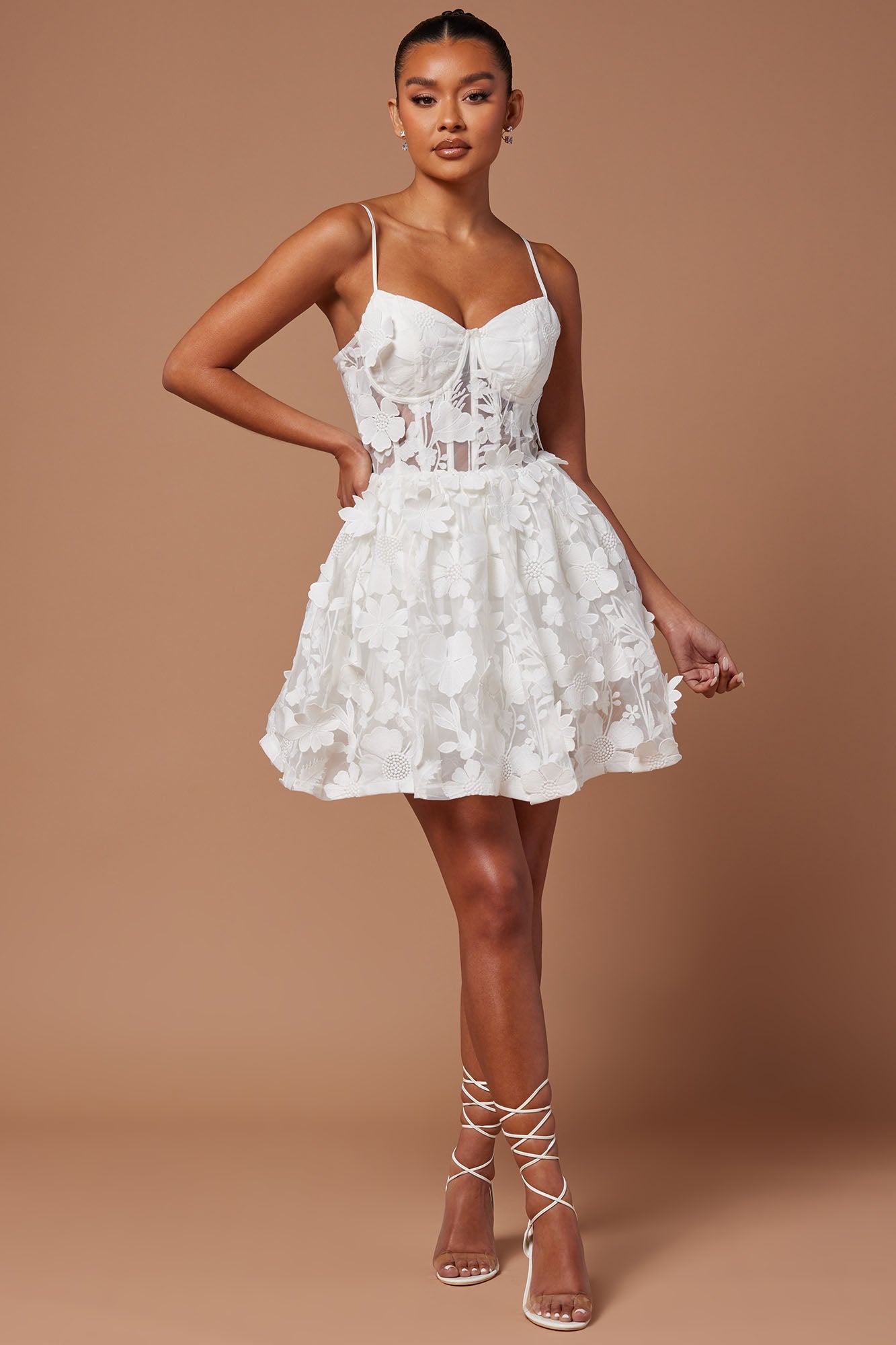 https://cdn.shopify.com/s/files/1/0293/9277/files/06-29-23Studio5_BT_IM_10-13-53_4_GW23C6018_White_7579_JB.jpg?v=1689014788