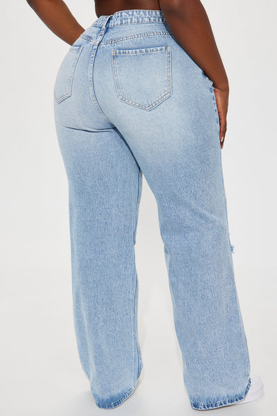 https://cdn.shopify.com/s/files/1/0293/9277/files/07-10-24_S4_52_FN1556HWDJC_MediumWash_ID_SS_13-53-24_PLUS_48348_PXF.jpg?v=1720802399&with=400&height=600