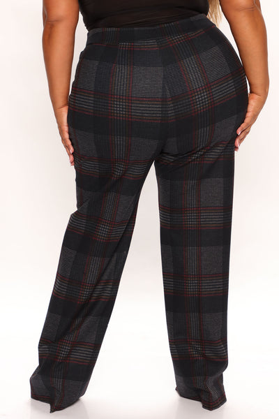 https://cdn.shopify.com/s/files/1/0293/9277/products/07-15-22Studio4_RT_AC_15-49-09_70_V23507Z_Navycombo_P_24948_PLUS_SG.jpg?v=1658165248&with=400&height=600
