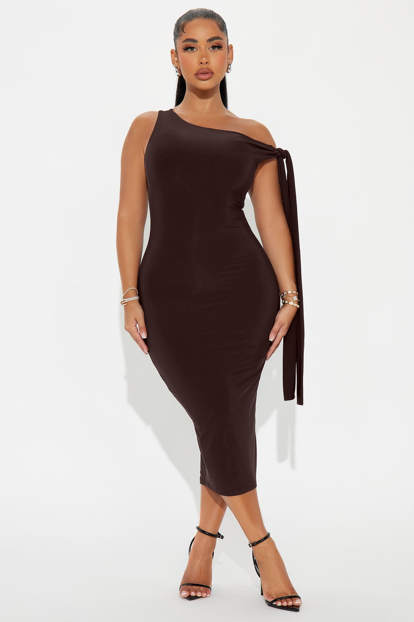 https://cdn.shopify.com/s/files/1/0293/9277/files/07-15-24_S1_48_D9858_Black_KT_DO_15-04-35_105340_KP_Chocolate.jpg?v=1752691691