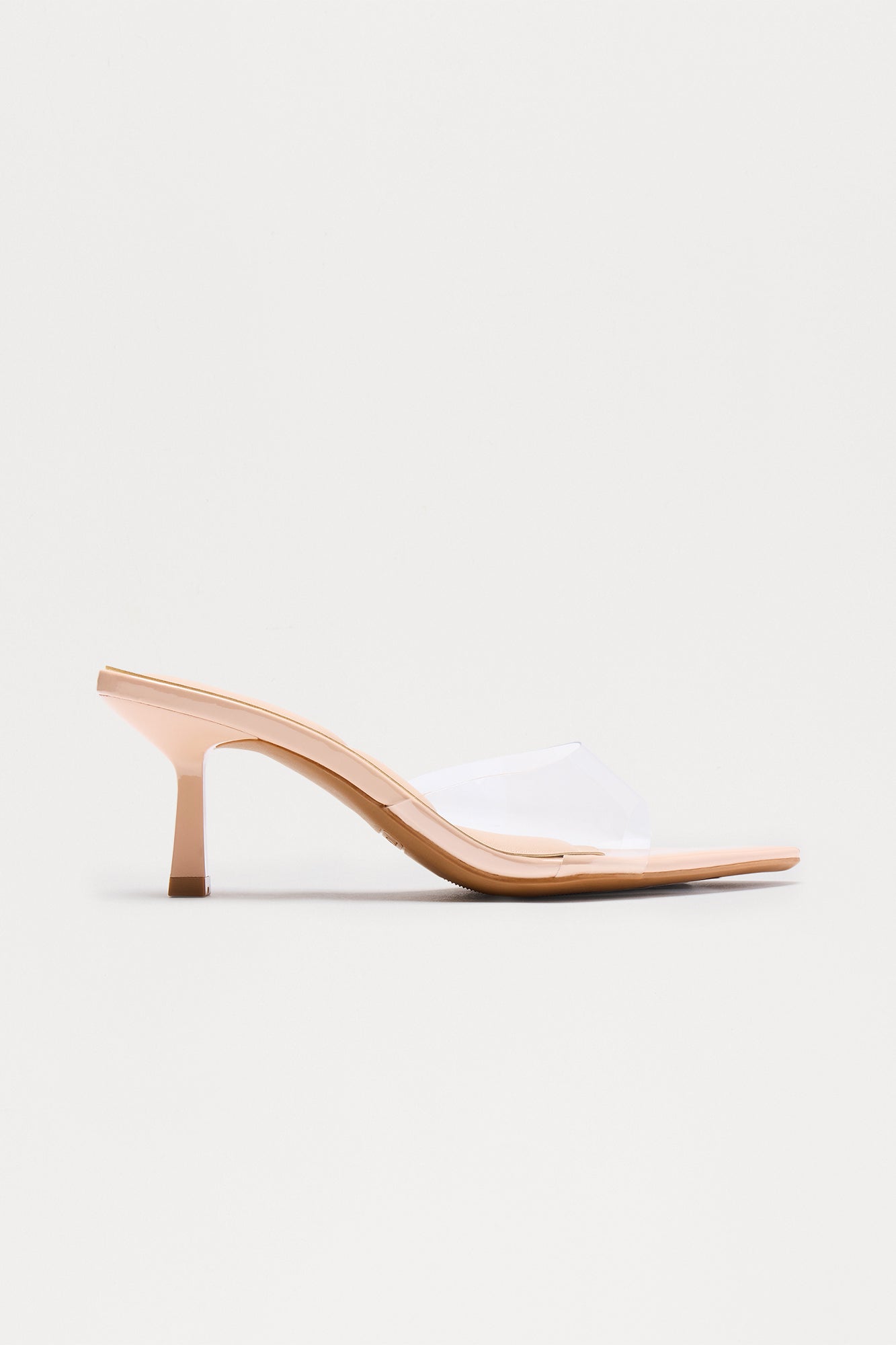https://cdn.shopify.com/s/files/1/0293/9277/files/08-18-25_S10_13_SUSAN1_Nude_CXB_11-39-14_FLATLAY_20572_PXF.jpg?v=1758742878