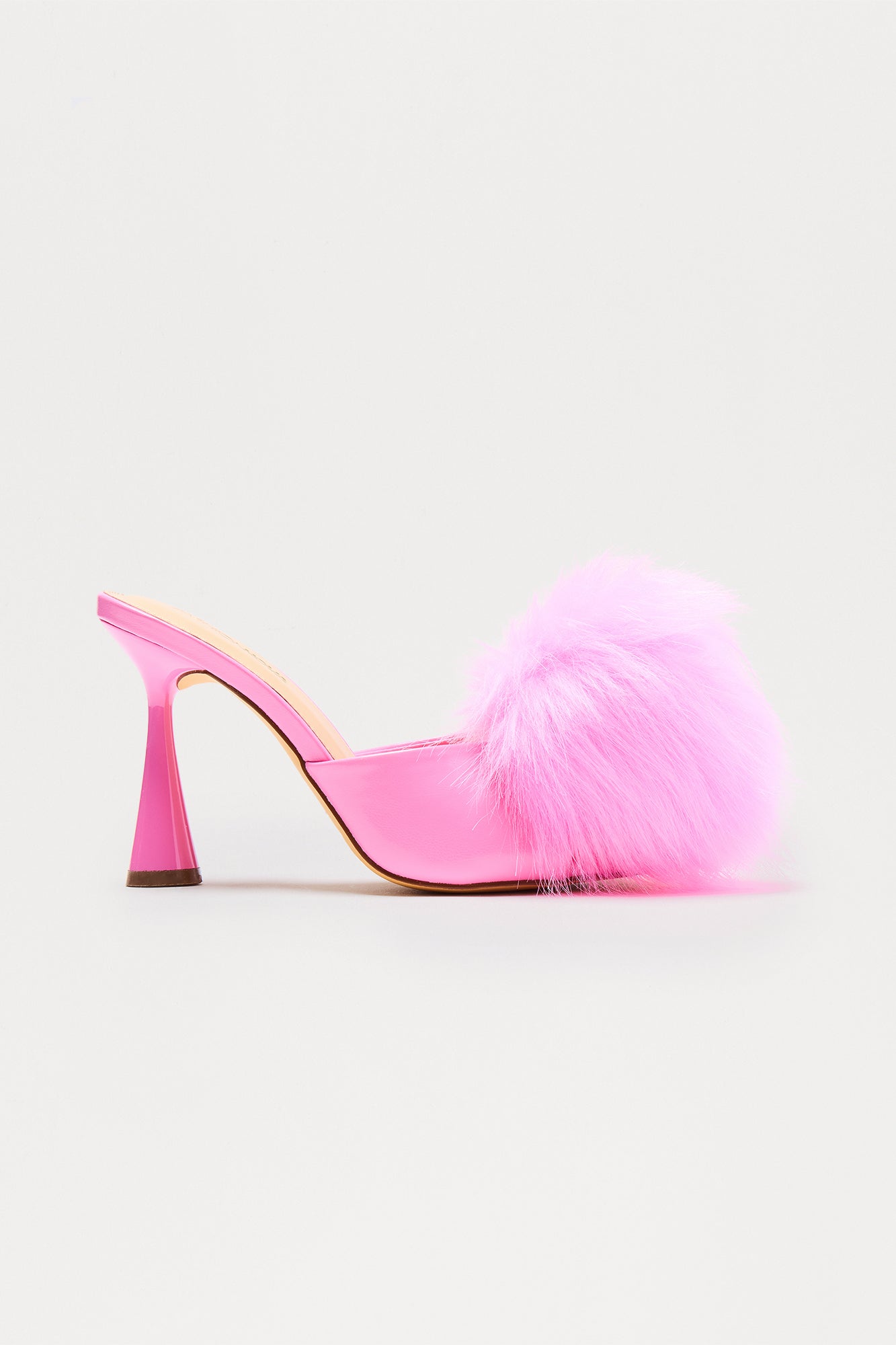 https://cdn.shopify.com/s/files/1/0293/9277/files/08-18-25_S10_7_JENEVA_Pink_CXB_11-50-03_FLATLAY_20590_PXF.jpg?v=1755877139