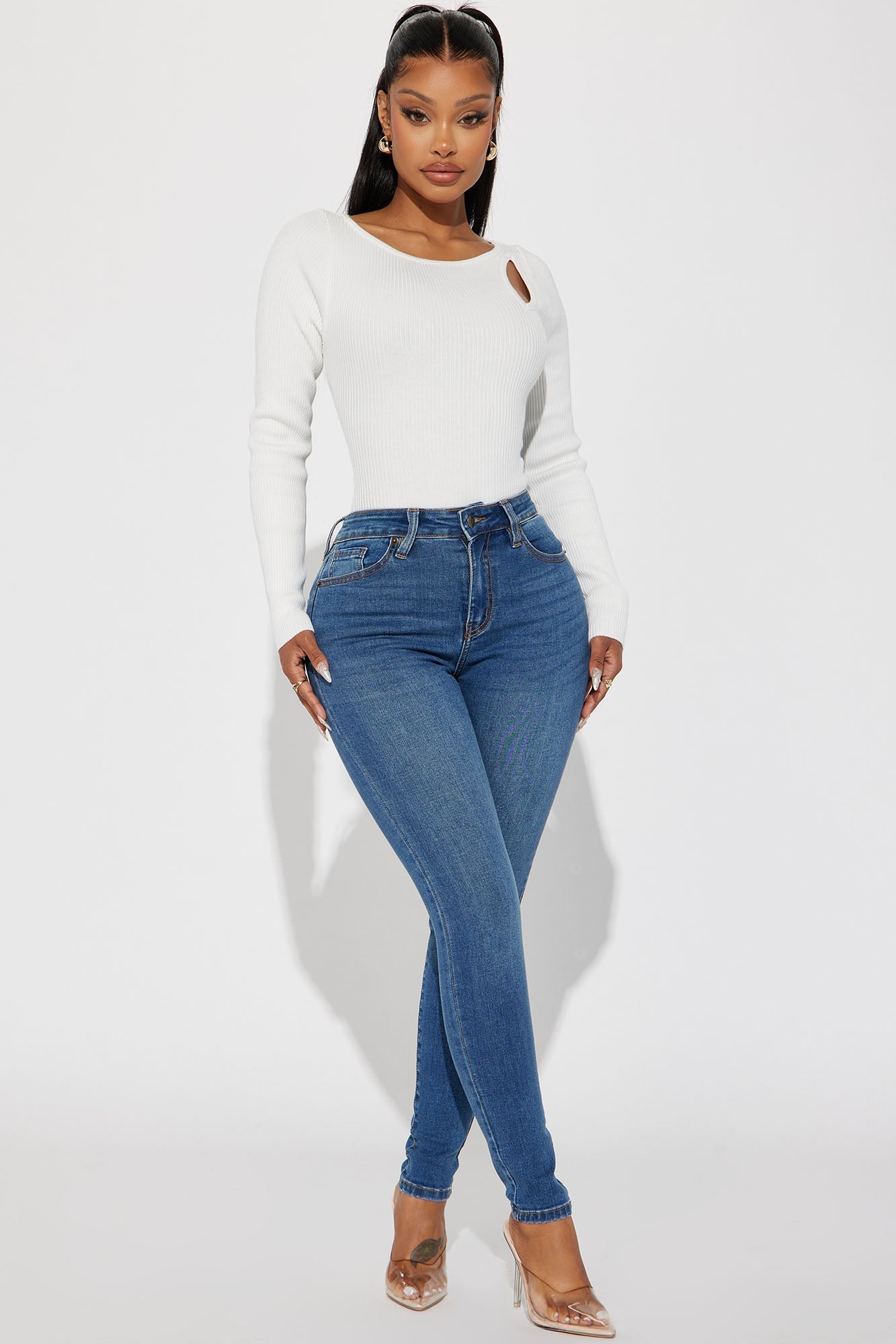 https://cdn.shopify.com/s/files/1/0293/9277/files/08-21-23Studio2_TK_RL_14-52-58_28_FN1006HSKAT_VintageWash_18649_SG.jpg?v=1693331835