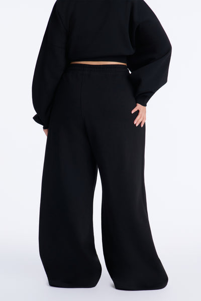 https://cdn.shopify.com/s/files/1/0293/9277/files/08-21-26_S2_34_JFLN572FSSFS_Black_ACE_SS_15-51-23_PLUS_0706_MWA_CM.jpg?v=1787929339&with=400&height=600