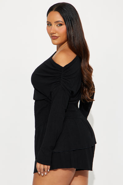 https://cdn.shopify.com/s/files/1/0293/9277/files/09-08-25_S3_53_67399SK_Black_AE_JW_13-55-40_PLUS_33798_PXF.jpg?v=1757549809&with=400&height=600