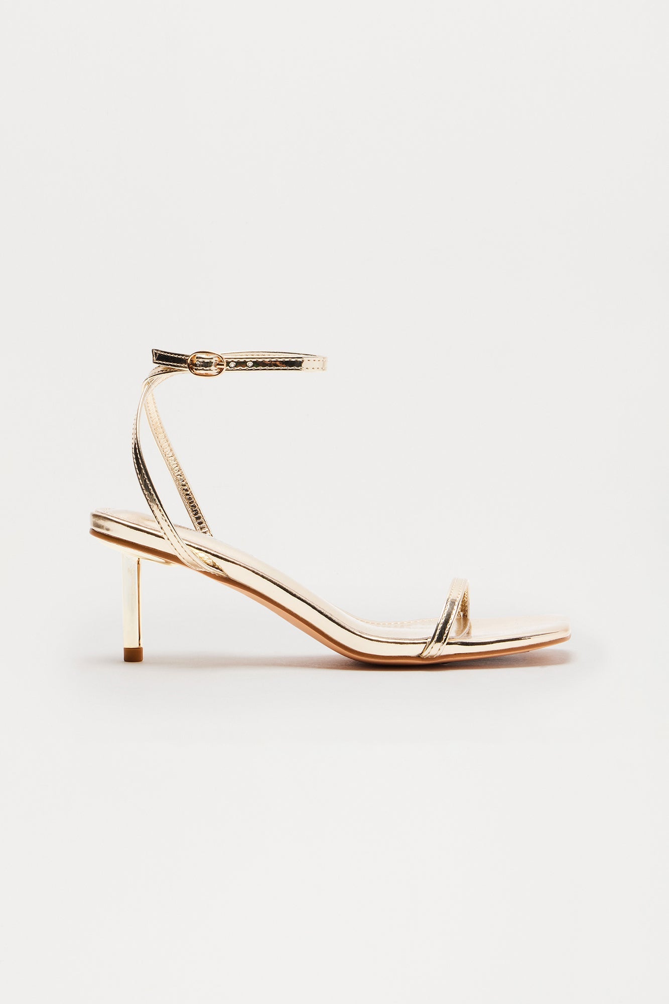 https://cdn.shopify.com/s/files/1/0293/9277/files/09-17-24_S15_24_ARISU01_Gold_CZ_09-54-124586_PXF_ES.jpg?v=1726779320