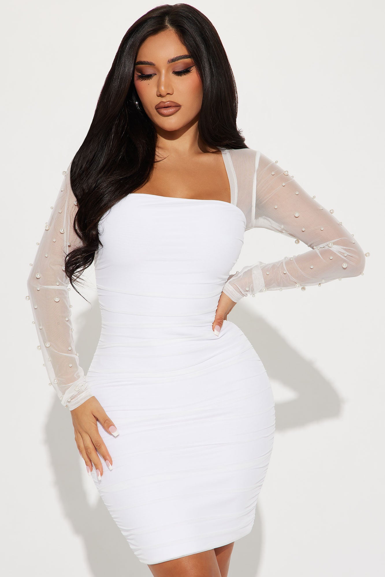 https://cdn.shopify.com/s/files/1/0293/9277/files/09-19-23Studio3_RA_DB_12-53-23_19_ZDFN109_White_25782_SG_JA.jpg?v=1757950016