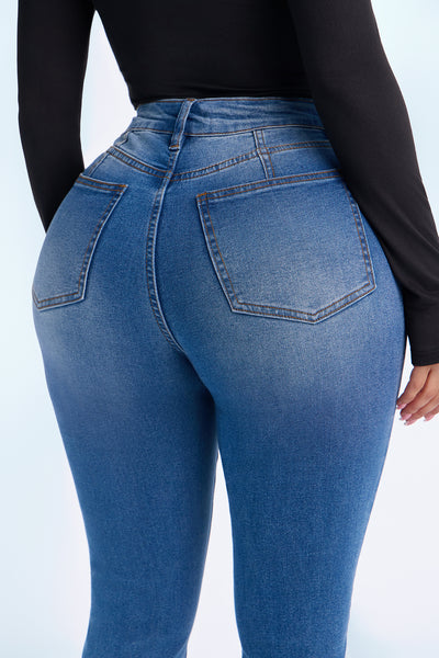 https://cdn.shopify.com/s/files/1/0293/9277/files/09-29-26_3_P326JN35104_MediumWash_77.jpg?v=1790881413&with=400&height=600