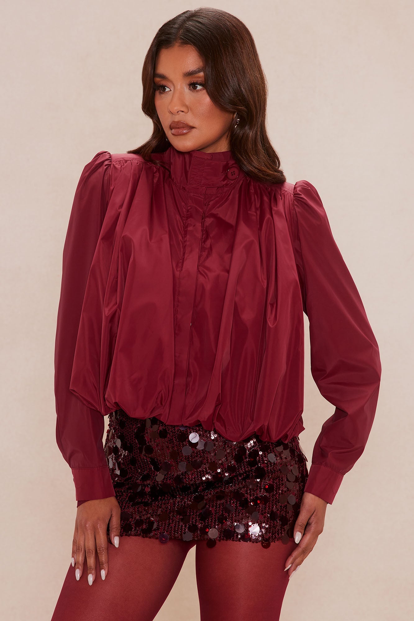 https://cdn.shopify.com/s/files/1/0293/9277/files/10-07-25_S5_34_25GWT2691_Burgundy_KF_IM_13-07-59_12681_PXF_SG.jpg?v=1760375404