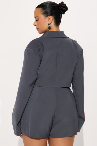 https://cdn.shopify.com/s/files/1/0293/9277/files/10-24-25_S1_19_GW25K5969_Grey_RK_NL_11-37-53_PLUS_3987_SKS.jpg?v=1761762493&with=400&height=600