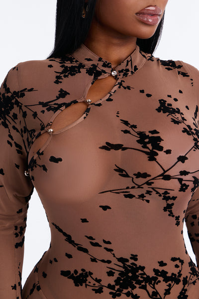 https://cdn.shopify.com/s/files/1/0293/9277/files/10480DFN_Brown_combo_PLUS_V4.jpg?v=1784837690&with=400&height=600