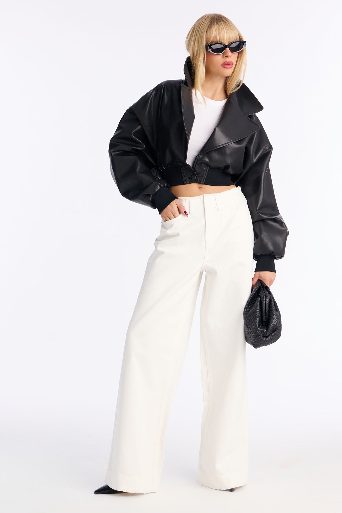 https://cdn.shopify.com/s/files/1/0293/9277/files/12-01-25_S5_12_FNP061630_White_JG_PC_10-56-18_0335_CM.jpg?v=1764703252