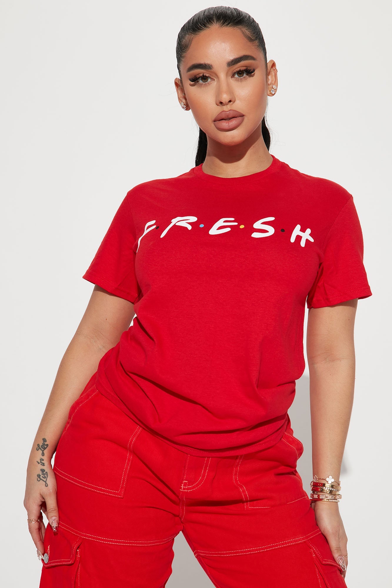 https://cdn.shopify.com/s/files/1/0293/9277/products/12-07-22Studio2_MS_Renee_11-27-29_26_191051001W_Red_P_1005_ES.jpg?v=1670523151