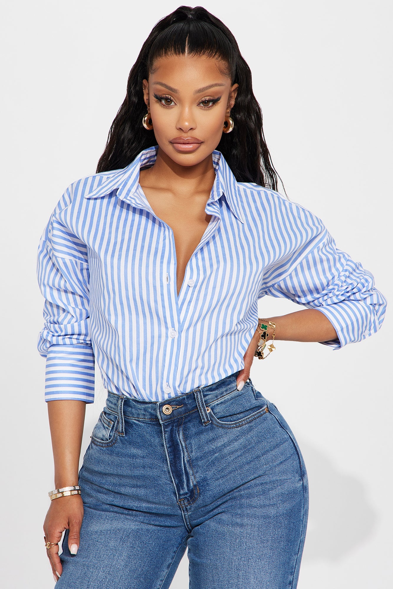 https://cdn.shopify.com/s/files/1/0293/9277/files/12-07-23_S2_3_ZDCHT0802071_WhiteBlue_R_ID_RL_14-39-52_25673_PXF.jpg?v=1702510740