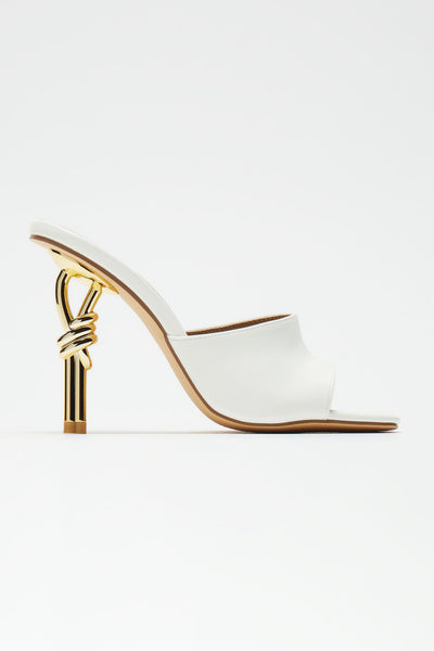 https://cdn.shopify.com/s/files/1/0293/9277/files/12-29-23_S10_10_KNOTME_White_CXB_10-49-49_2110_ES.jpg?v=1705419369&with=400&height=600