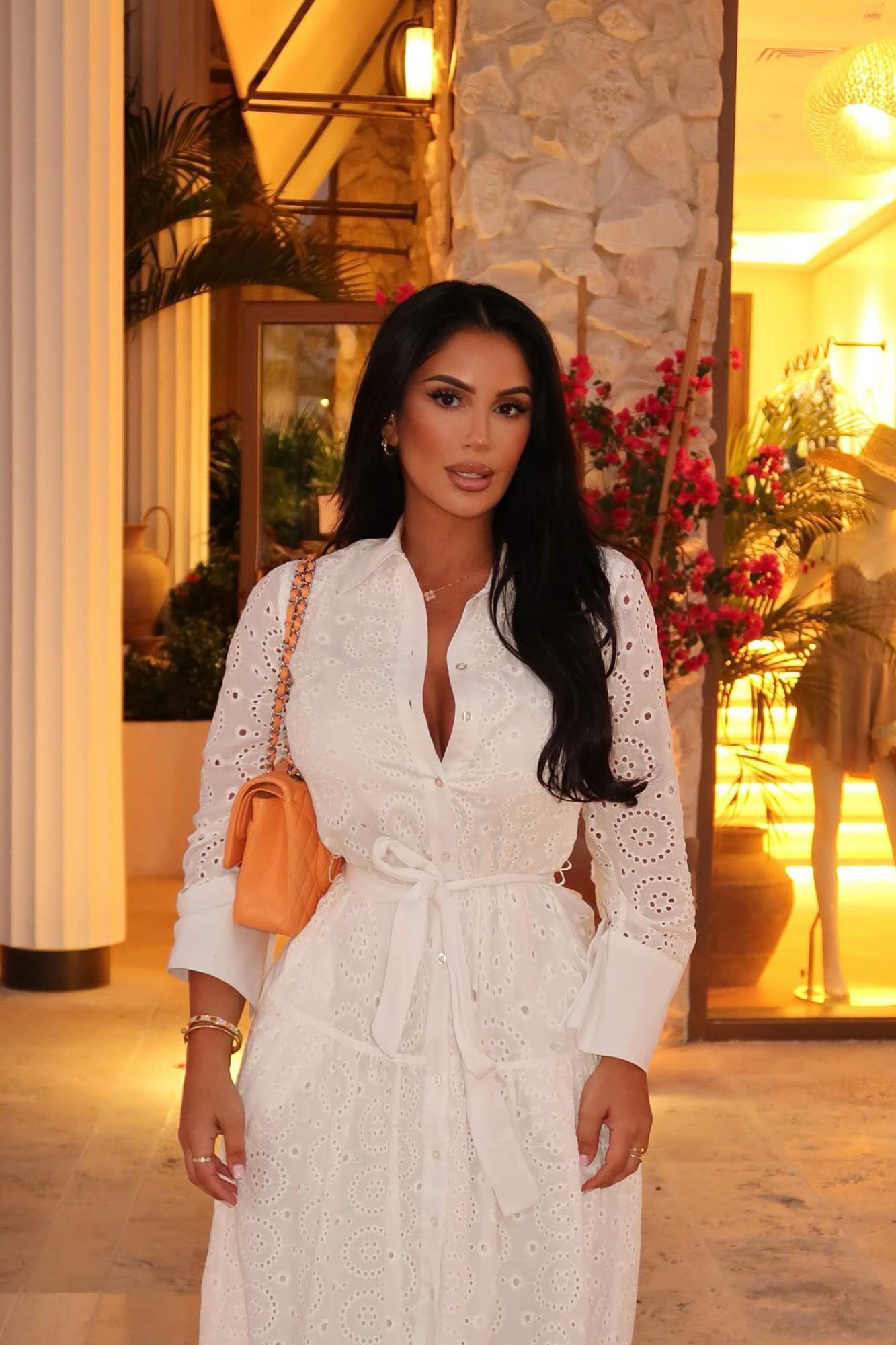 https://cdn.shopify.com/s/files/1/0293/9277/files/4-7-25__463_Pilar_Maxi_Dress_White_JR.jpg?v=1748386154