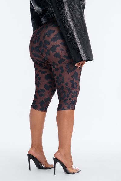https://cdn.shopify.com/s/files/1/0293/9277/files/B22LG0601_BrownCombo_PLUS_V4.jpg?v=1784819369&with=400&height=600