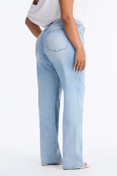 https://cdn.shopify.com/s/files/1/0293/9277/files/B326JN3691_LightWash_PLUS_V4.jpg?v=1786113236&with=400&height=600