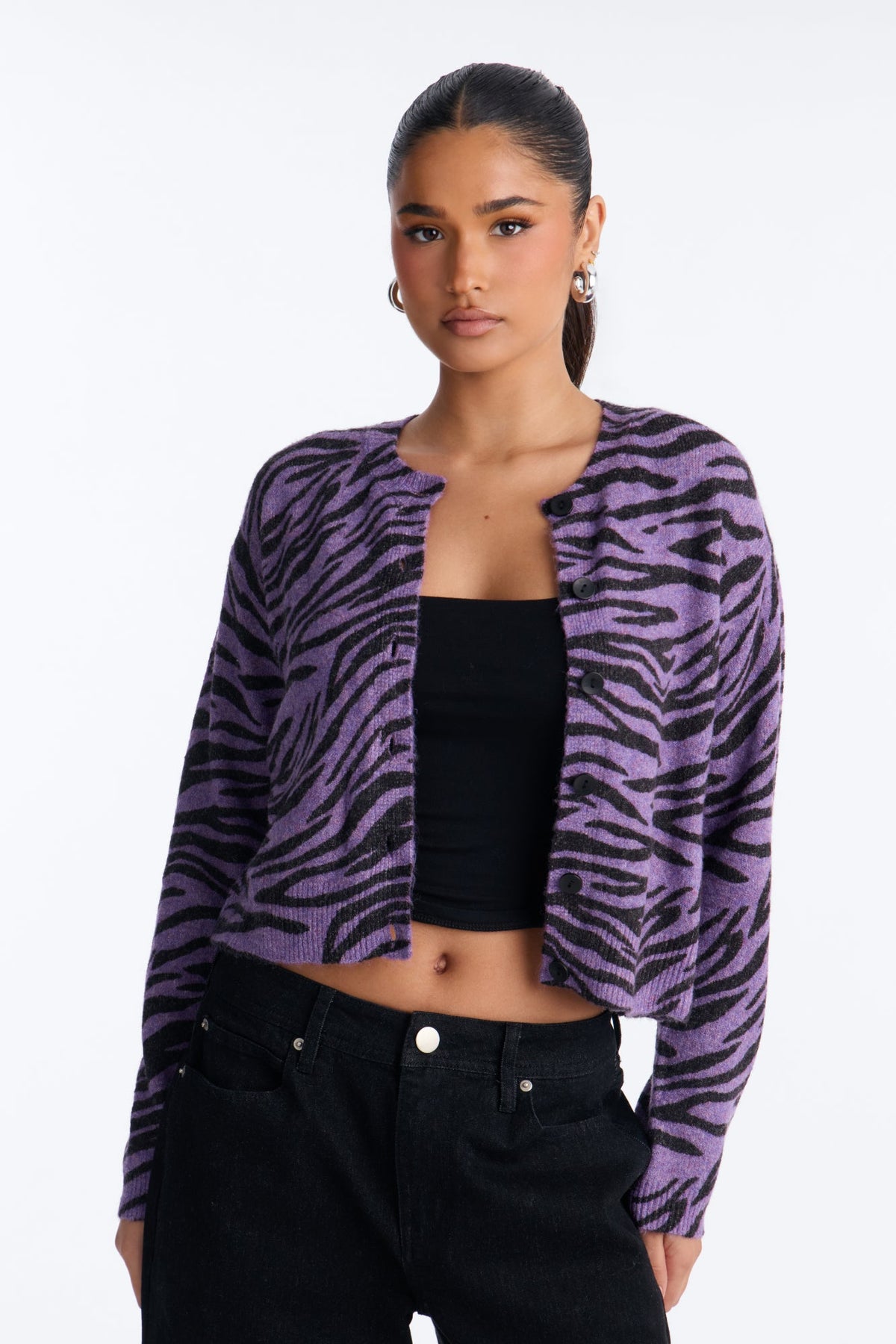 https://cdn.shopify.com/s/files/1/0293/9277/files/B426SW1004_Black_Purple_JR_V1.jpg?v=1786915365