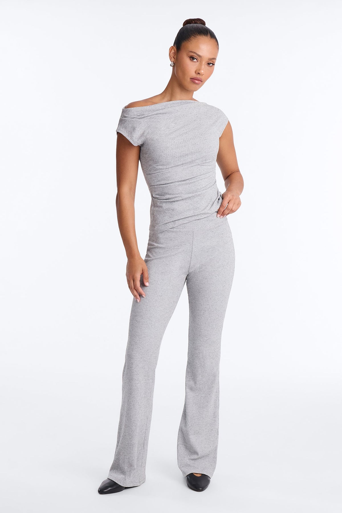 https://cdn.shopify.com/s/files/1/0293/9277/files/BT04126_HeatherGrey_JR_V1.jpg?v=1788284057
