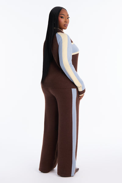 https://cdn.shopify.com/s/files/1/0293/9277/files/DA580_Brown_combo_PLUS_V4.jpg?v=1791497021&with=400&height=600