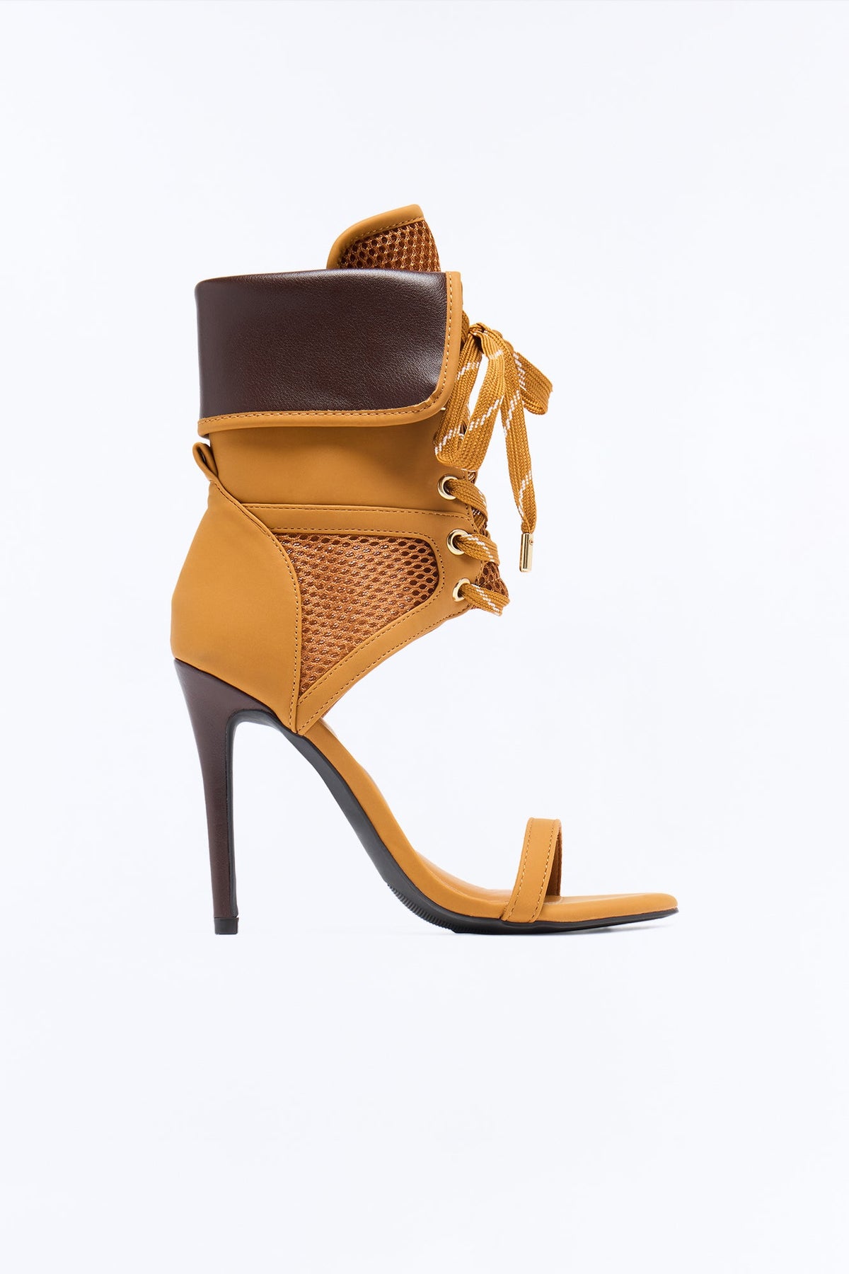 https://cdn.shopify.com/s/files/1/0293/9277/files/DASHING98_Chestnut_SL_V1.jpg?v=1786979813